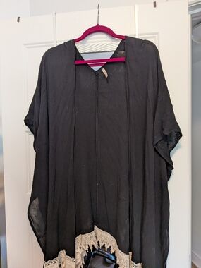Black Kimono Top with Cream Lace Trim